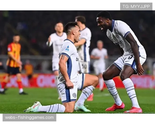 国际米兰4-3逆转科莫，图拉姆邓弗里斯各入两球